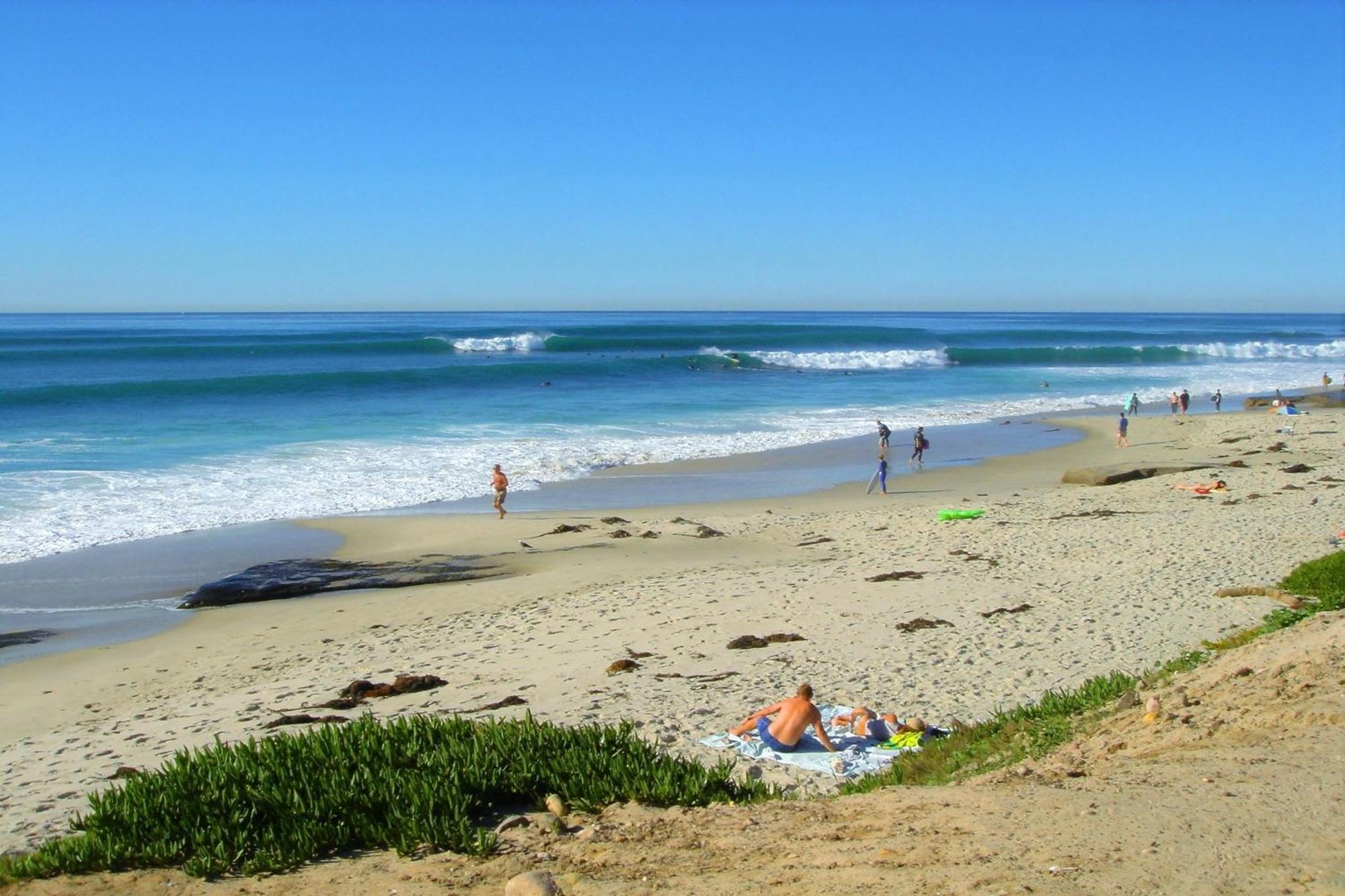 B5120 La Jolla Oceanfront Holiday home