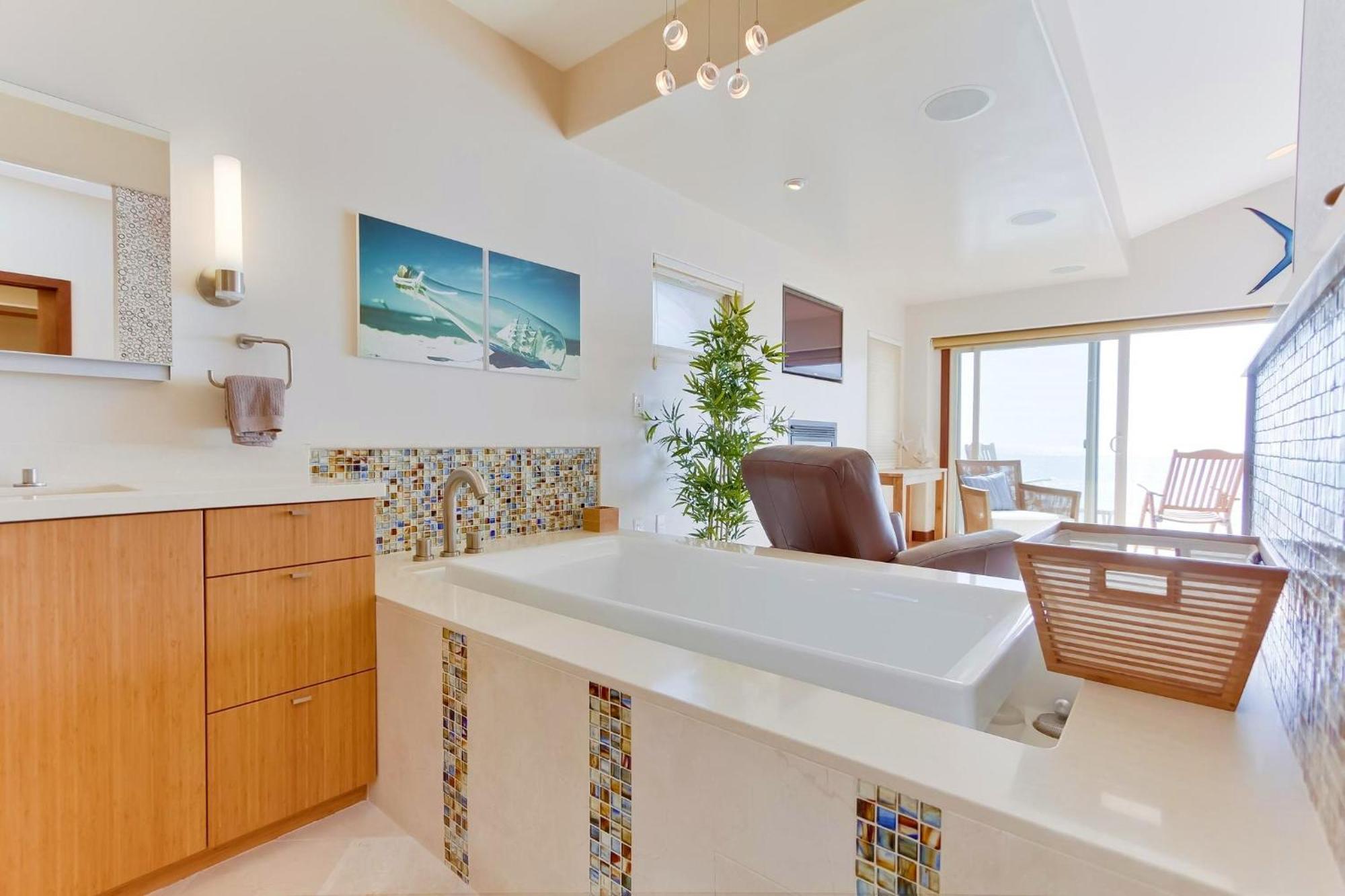 Holiday home B5120 La Jolla Oceanfront *